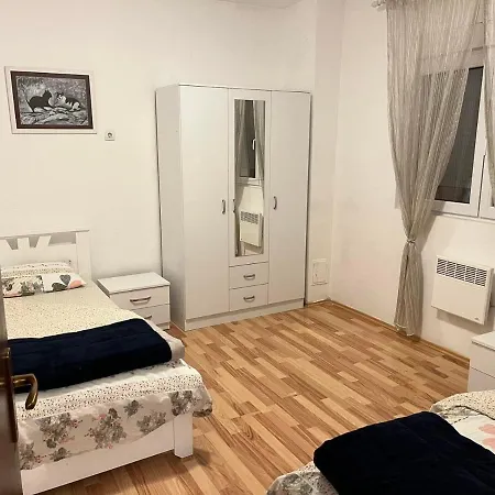 Na Rijeci Cijevni *