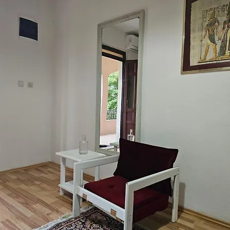 Na Rijeci Cijevni *